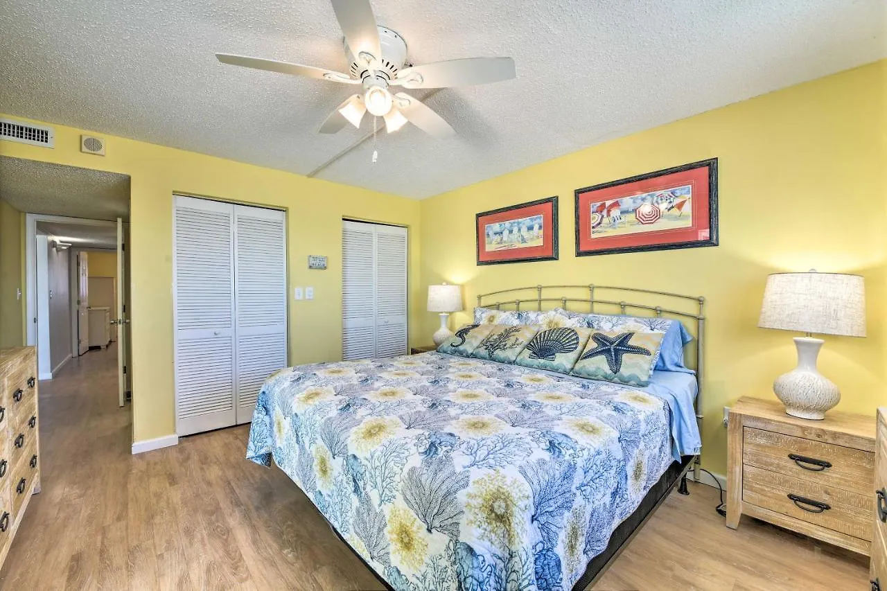 Beachfront Pcb Escape With Free Beach Chair Services Panama City Beach Estados Unidos