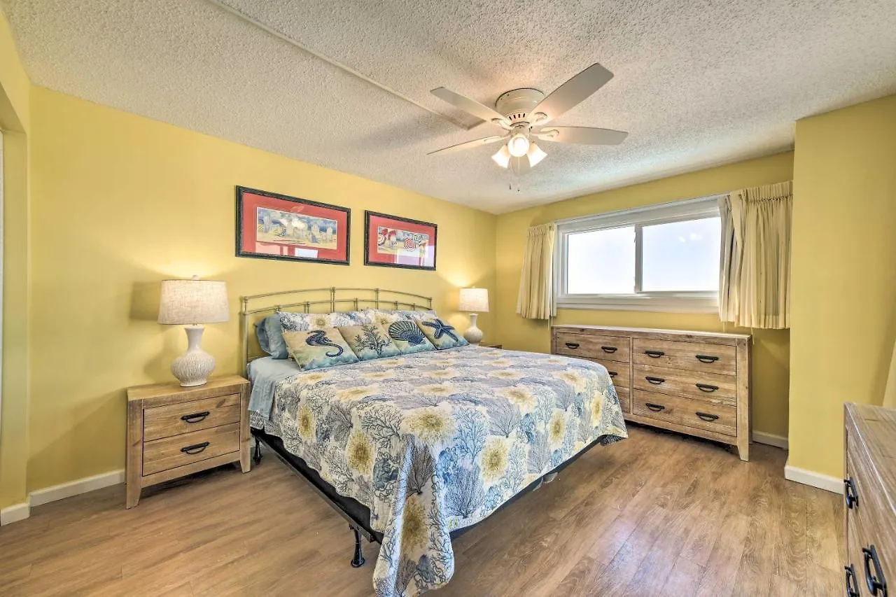 Apartamento Beachfront Pcb Escape With Free Beach Chair Services Panama City Beach